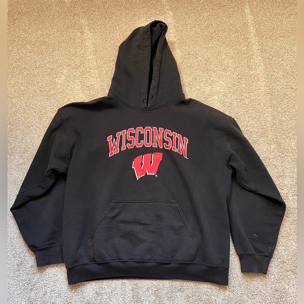 Vintage Wisconsin Hoodie - Fits like Medium
